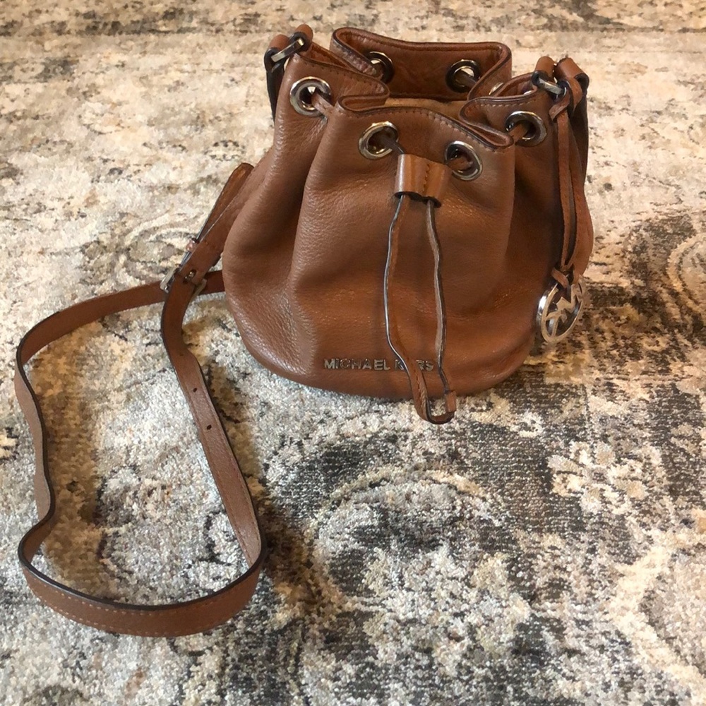 Michael Kors Synch Crossbody